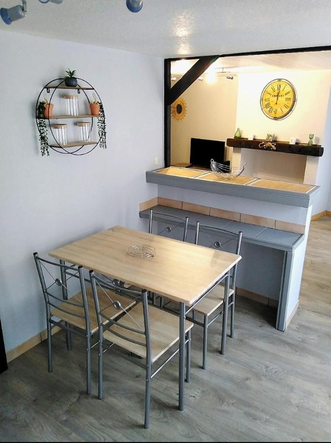 T2 Bis Quartier Chateau De 포 외부 사진