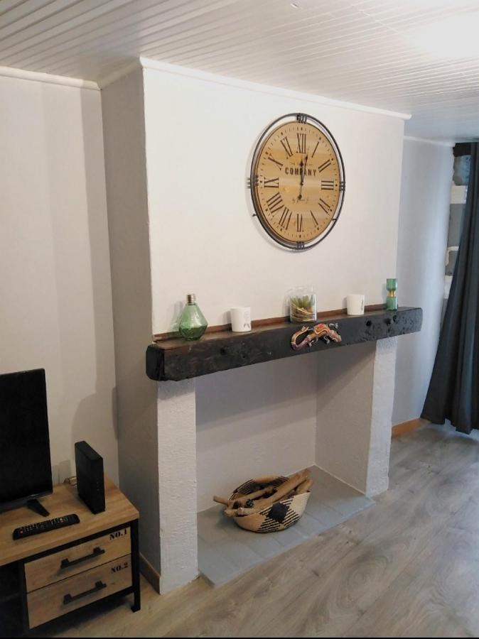 T2 Bis Quartier Chateau De 포 외부 사진